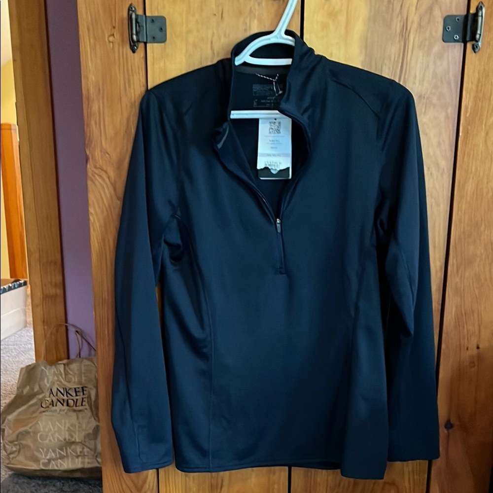 Patagonia Womens Navy Blue Capilene Baselayer Midweight zip neck. Size medium.